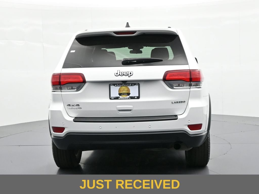 Used 2020 Jeep Grand Cherokee Laredo AWD/4WD image 7