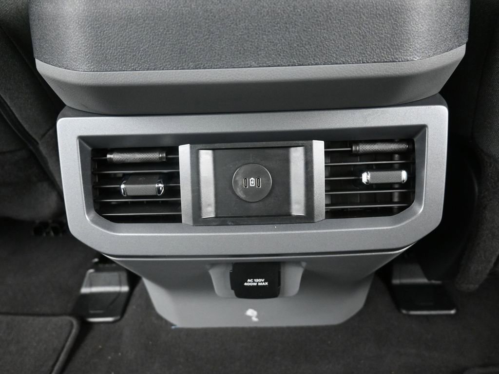 Certified 2025 Ford F250 XLT w/ Black Appearance Package image 14