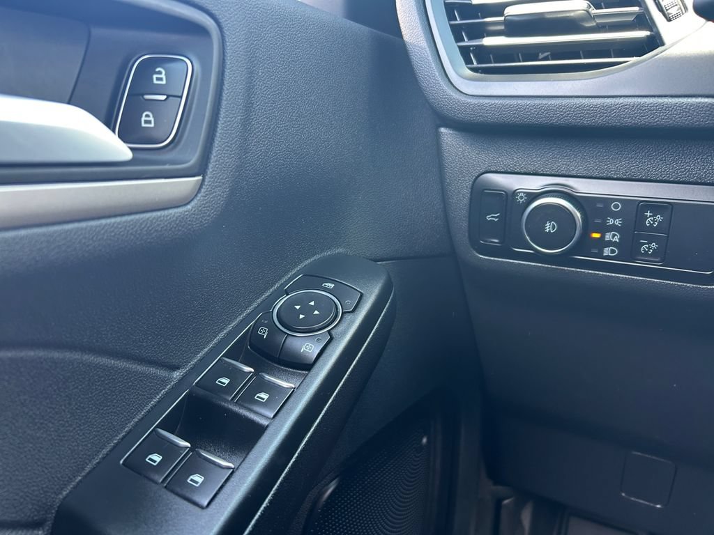 Certified 2022 Ford Escape SEL AWD/4WD image 23