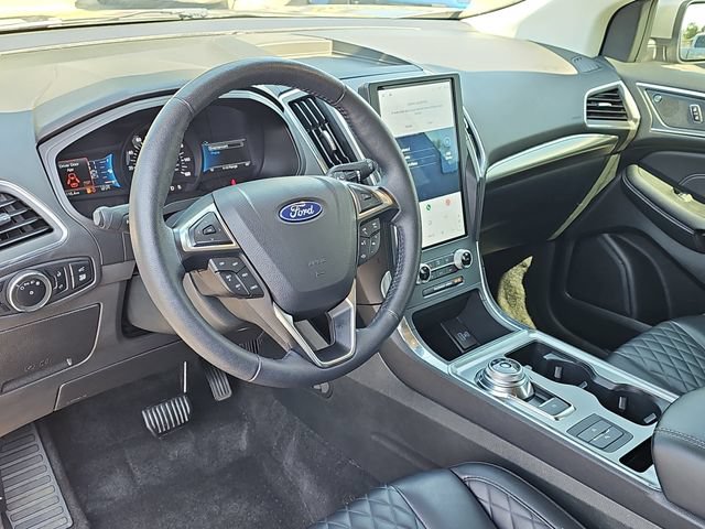 Certified 2024 Ford Edge Titanium AWD/4WD image 16