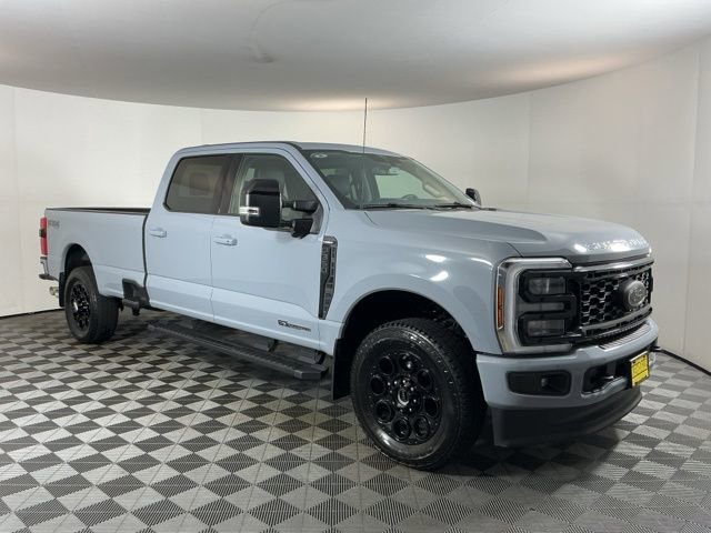 Certified 2025 Ford F350 Lariat w/ Black Appearance Package AWD/4WD image 3