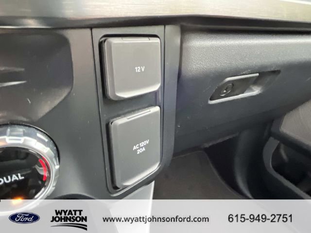 Certified 2025 Ford F450 Lariat w/ Chrome Package image 37