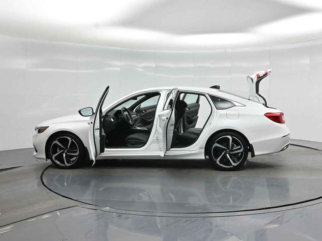Used 2022 Honda Accord Sport image 32