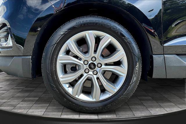 Certified 2024 Ford Edge Titanium w/ Class II Trailer Tow Package image 16