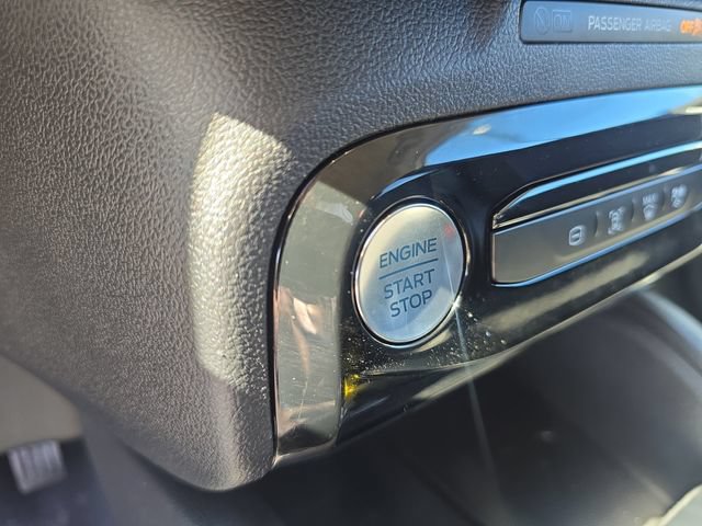 Certified 2024 Ford Escape SE FWD image 20