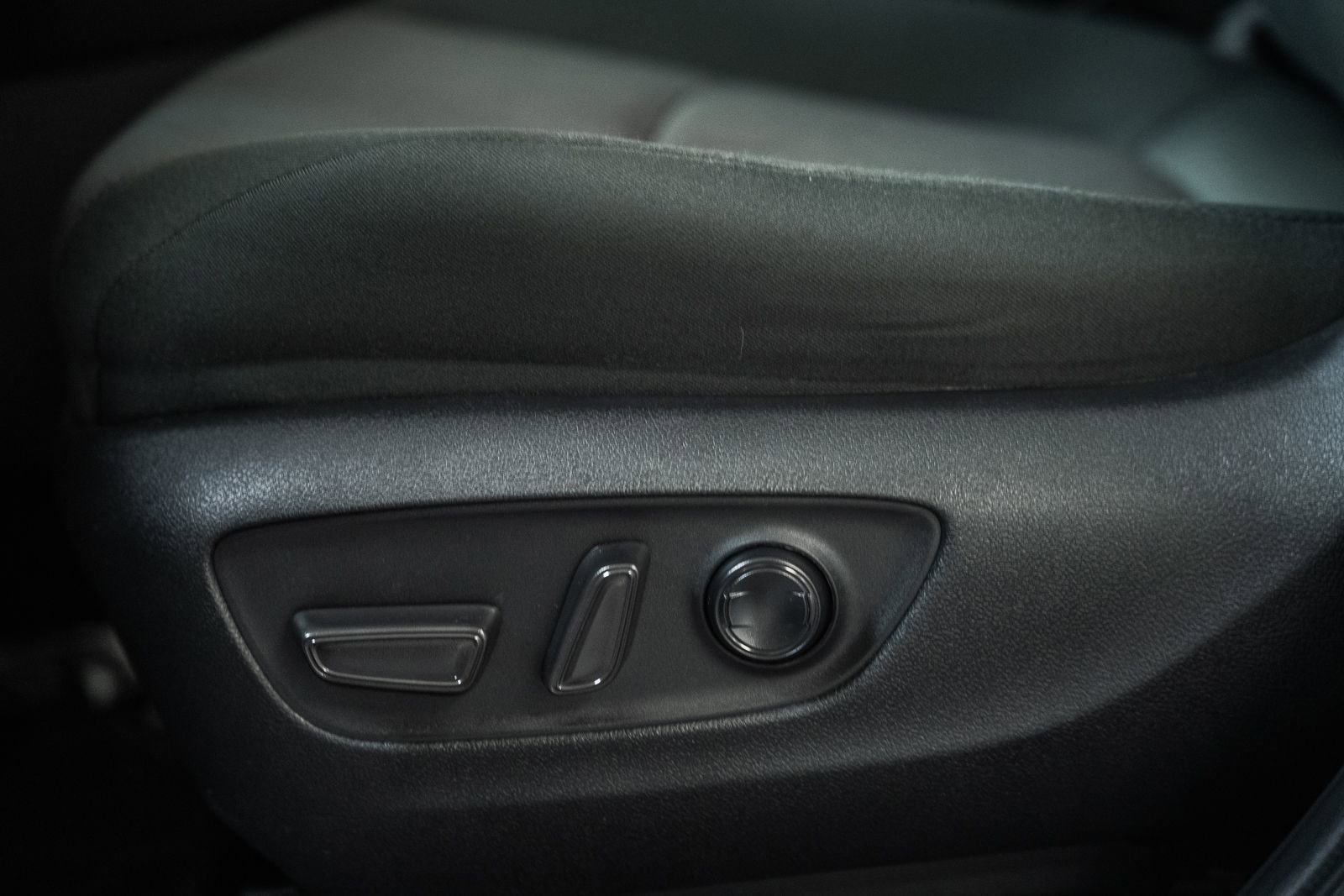 Used 2024 Toyota RAV4 XLE w/ Convenience Package image 44