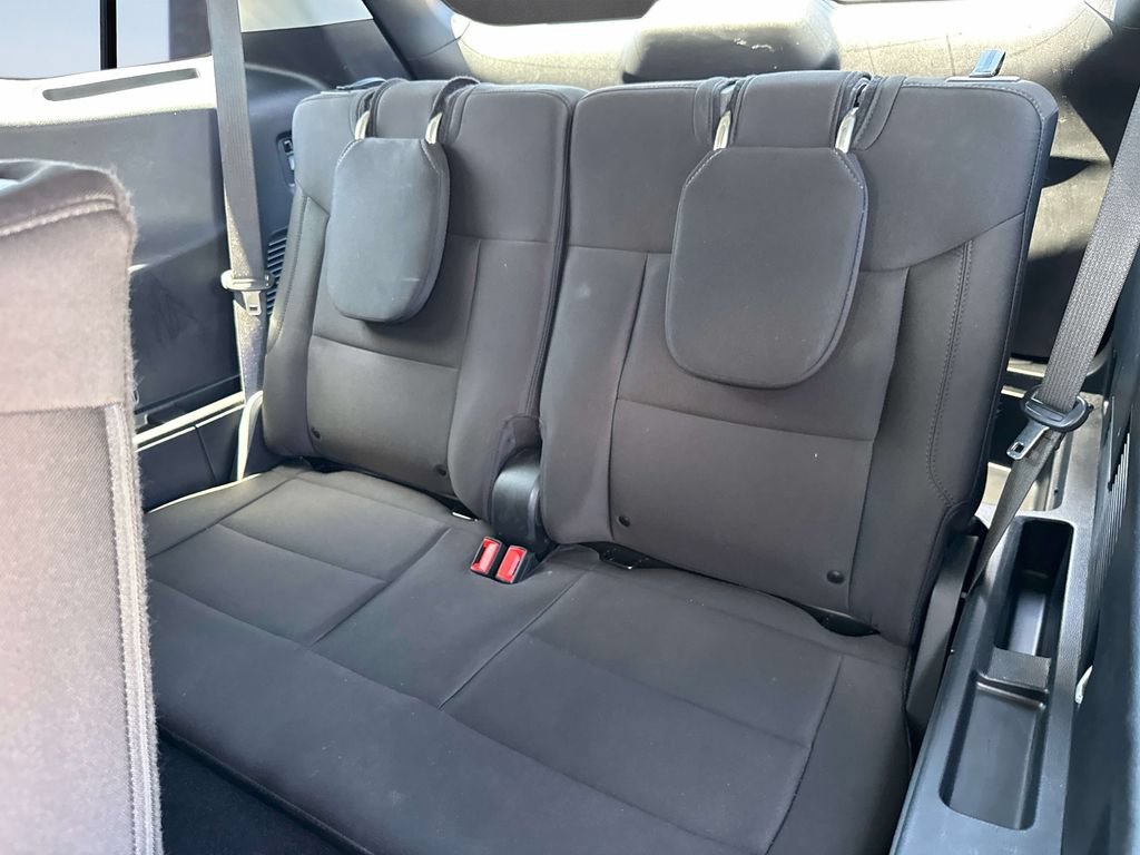Certified 2023 Ford Explorer XLT RWD image 16