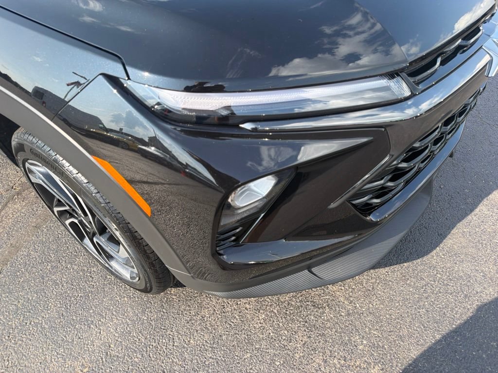 Used 2024 Chevrolet TrailBlazer RS w/ Driver Confidence Package AWD/4WD image 14