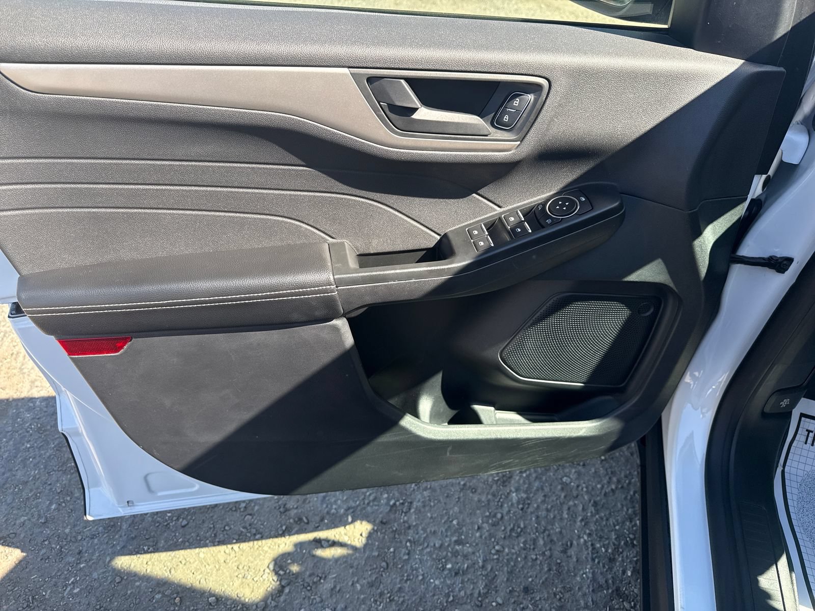Certified 2022 Ford Escape SE AWD/4WD image 10