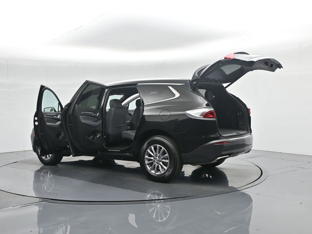 Used 2024 Buick Enclave Premium image 62