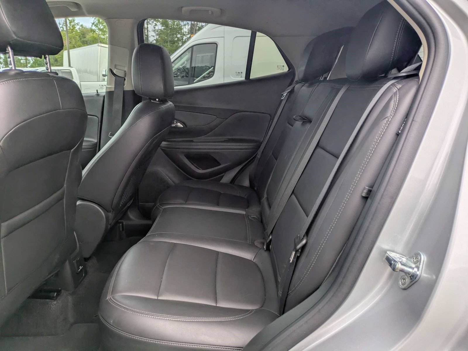 Used 2020 Buick Encore Essence w/ Experience Buick Package AWD/4WD image 8
