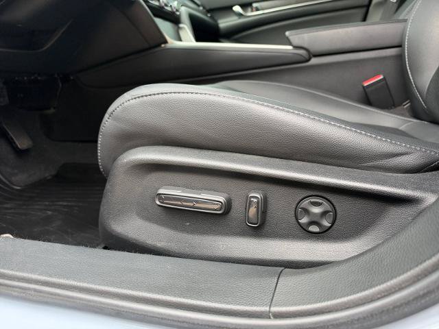 Used 2021 Honda Accord Touring image 19