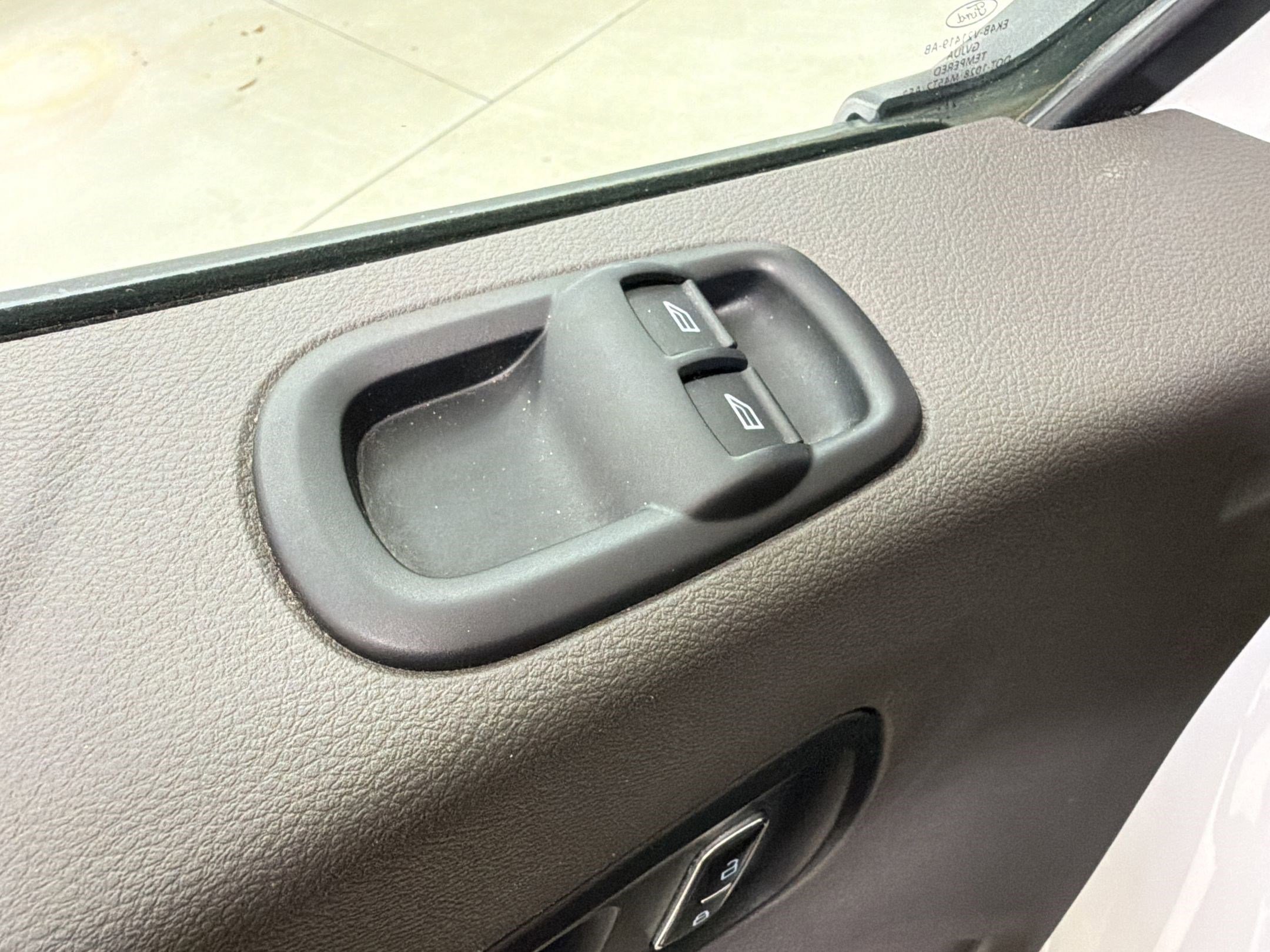 Certified 2024 Ford Transit 350 XLT RWD image 13