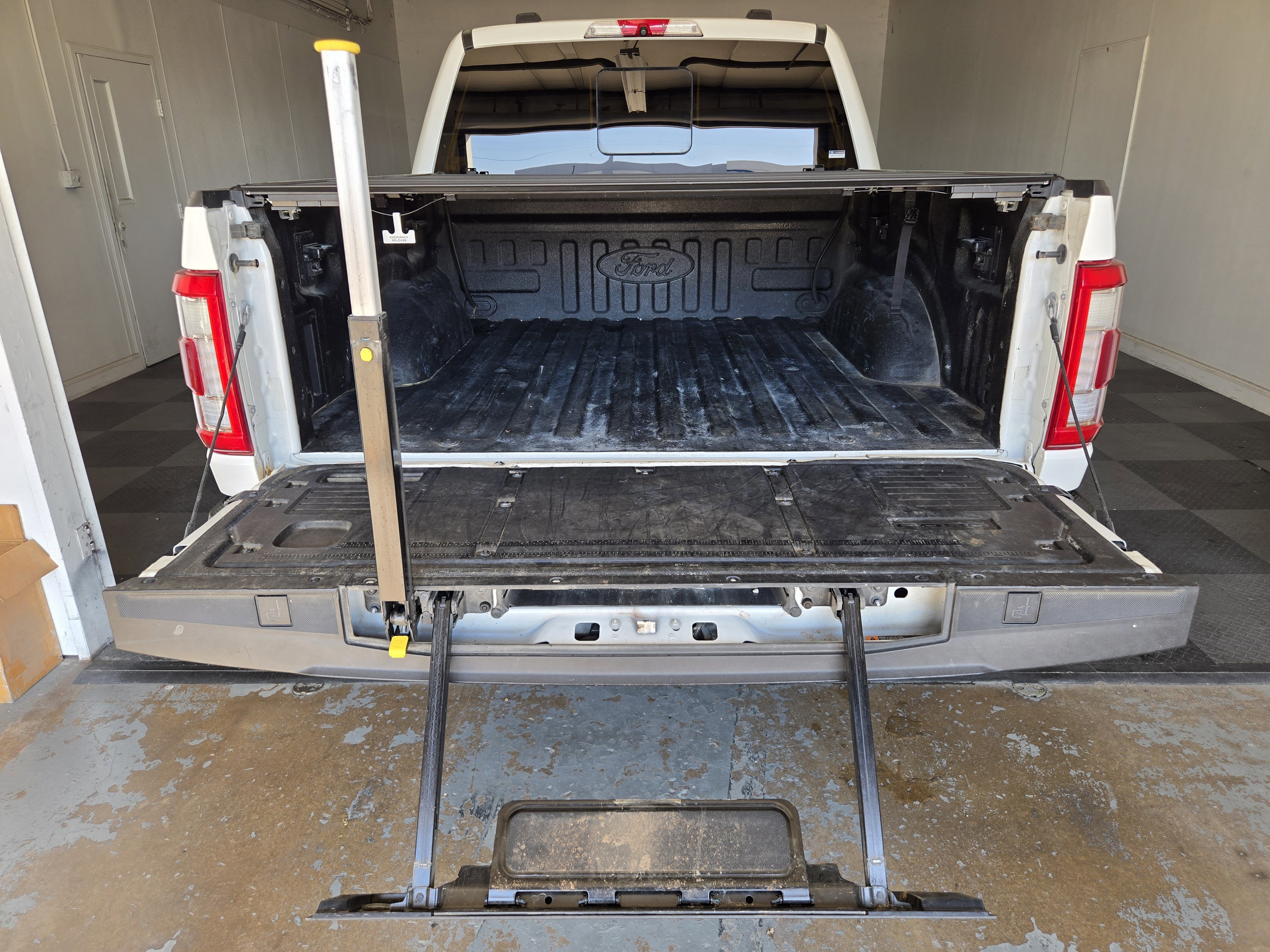 Certified 2021 Ford F150 Limited image 45