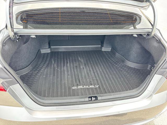 Used 2025 Toyota Camry XSE FWD image 22