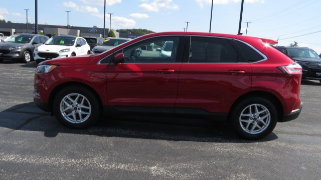 Certified 2022 Ford Edge SEL w/ Convenience Package image 2