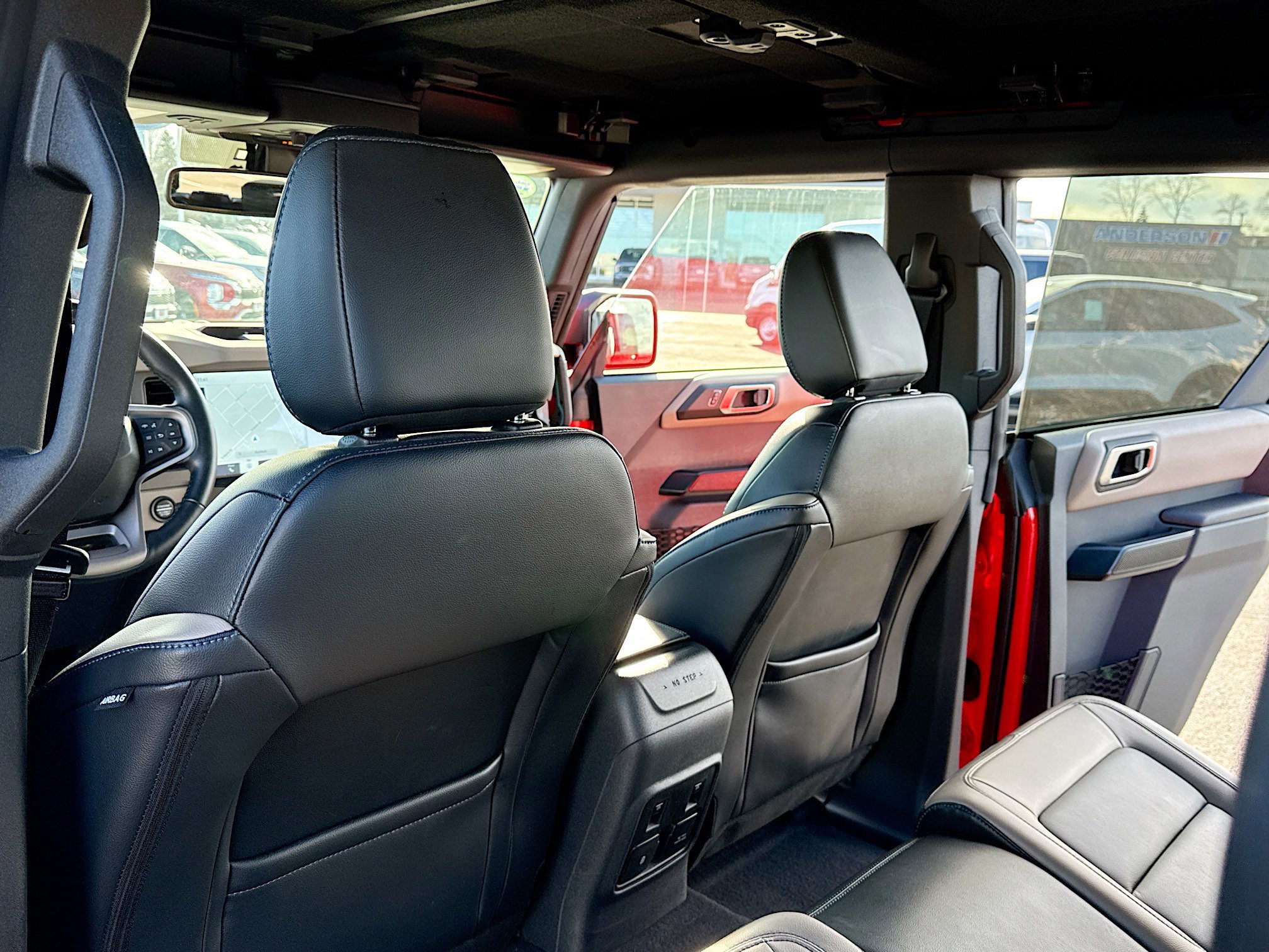 Certified 2024 Ford Bronco Wildtrak image 7