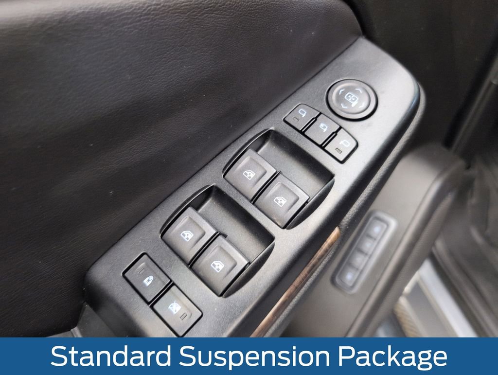 Used 2019 Chevrolet Suburban LT w/ LT Signature Package RWD image 35