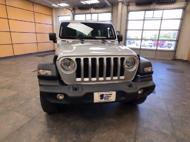 Used 2022 Jeep Wrangler Unlimited Sport AWD/4WD image 2