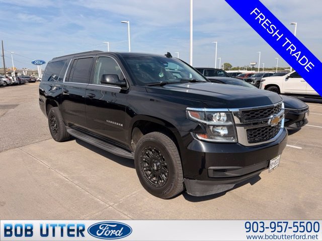 Used 2020 Chevrolet Suburban LT RWD image 2