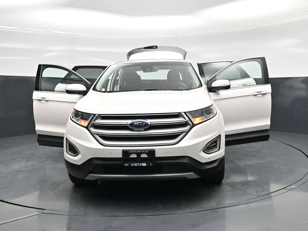 Certified 2018 Ford Edge Titanium w/ Equipment Group 302A AWD/4WD image 31