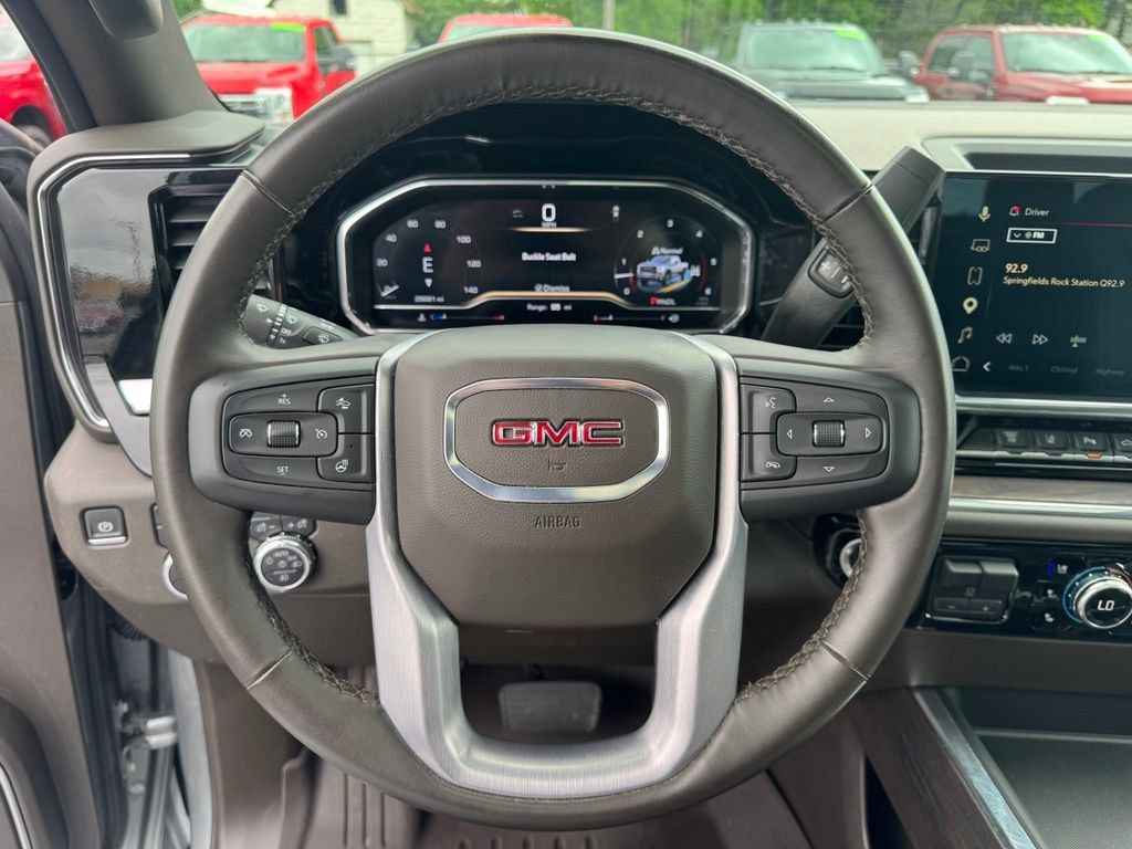 Used 2025 GMC Sierra 2500 SLT w/ SLT Convenience Package AWD/4WD image 9