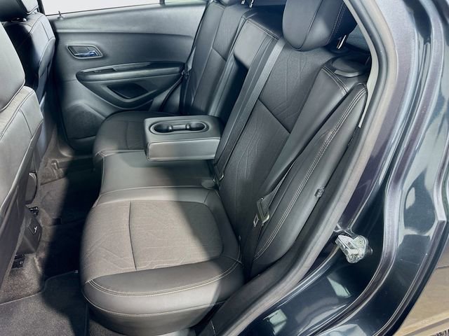 Used 2022 Chevrolet Trax LT w/ Driver Confidence Package image 14
