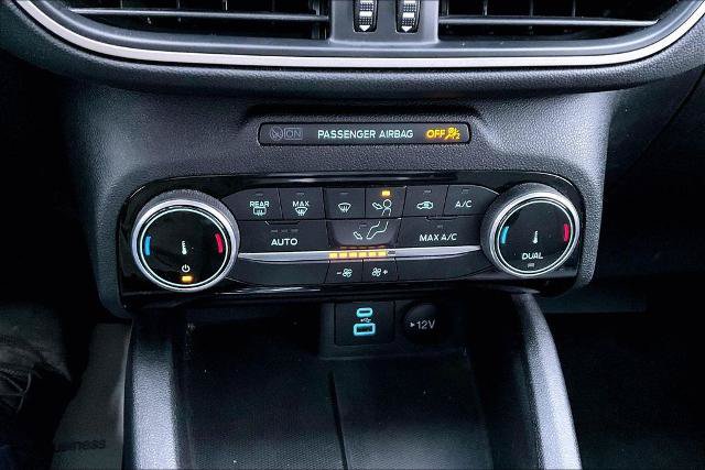Certified 2022 Ford Escape SE AWD/4WD image 30