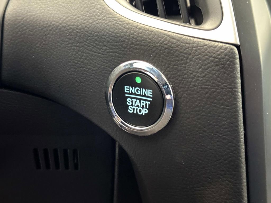 Certified 2024 Ford Edge SEL w/ Convenience Package image 25