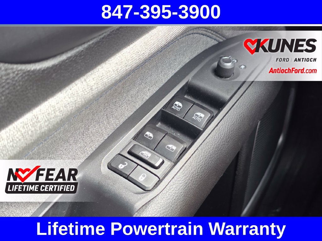Used 2024 Jeep Compass Latitude AWD/4WD image 40