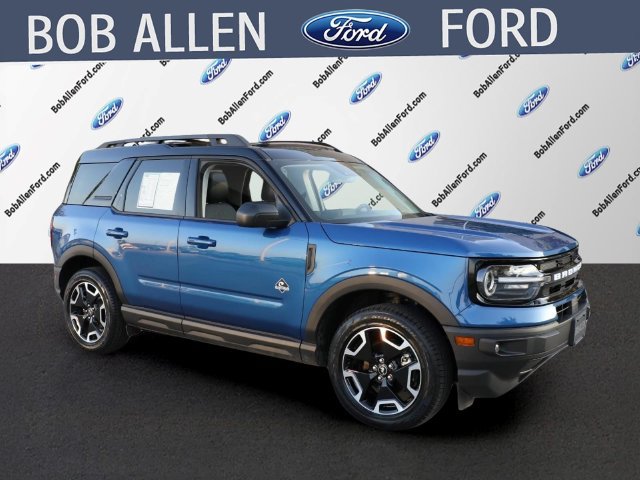 Certified 2024 Ford Bronco Sport Outer Banks w/ Tech Package AWD/4WD image 2