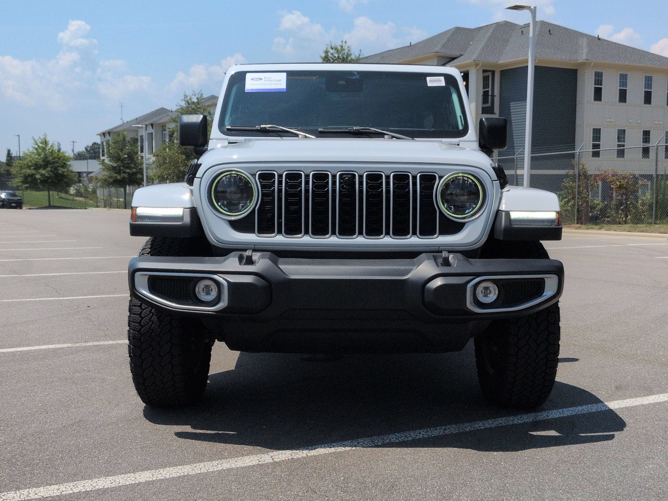 Used 2024 Jeep Wrangler Unlimited Sahara w/ Technology Group AWD/4WD image 9