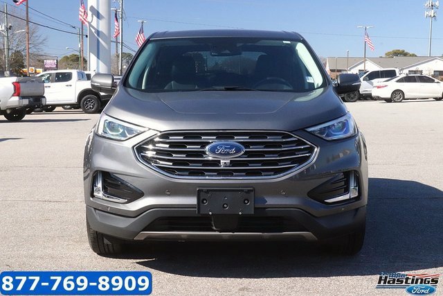 Certified 2021 Ford Edge Titanium w/ Equipment Group 301A image 6