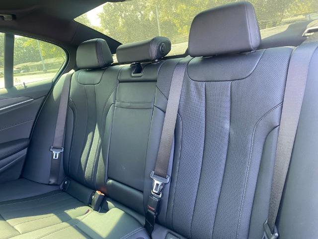 Used 2022 BMW 530i w/ Convenience Package image 29