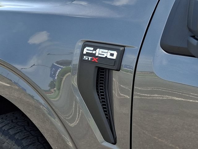Certified 2022 Ford F150 XL w/ STX Appearance Package AWD/4WD image 32