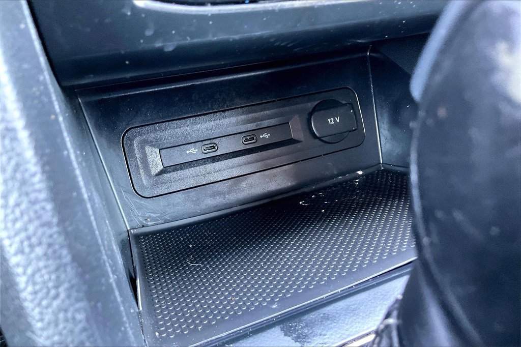 Used 2021 Volkswagen Atlas SE image 25