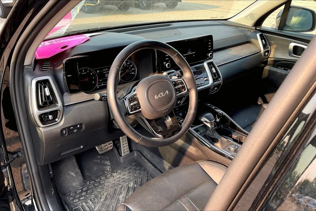 Used 2023 Kia Sorento EX AWD/4WD image 7
