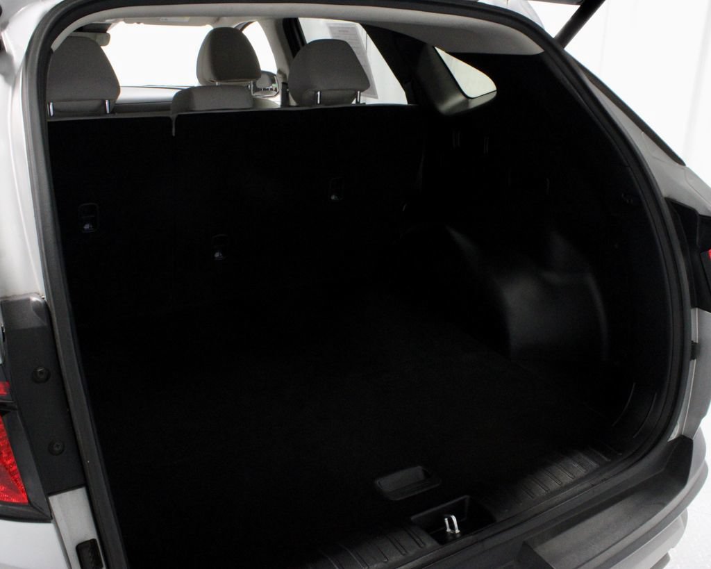 Used 2025 Hyundai Tucson SEL AWD/4WD image 12