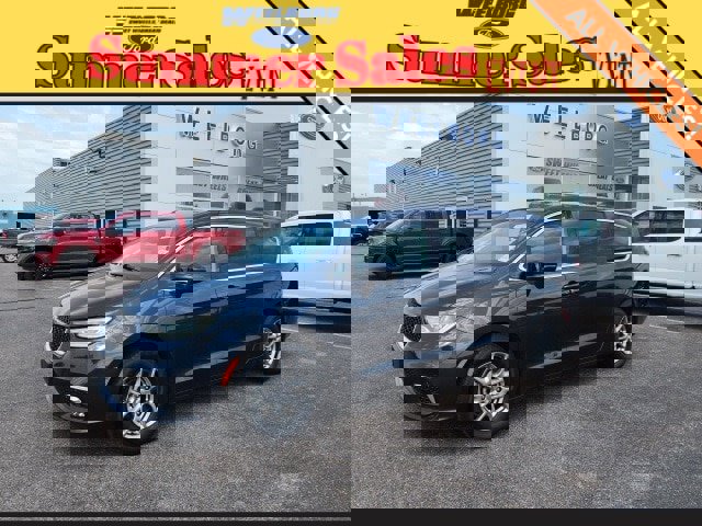 Used 2021 Chrysler Pacifica Touring