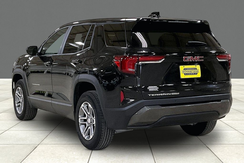 Used 2025 GMC Terrain Elevation AWD/4WD image 11