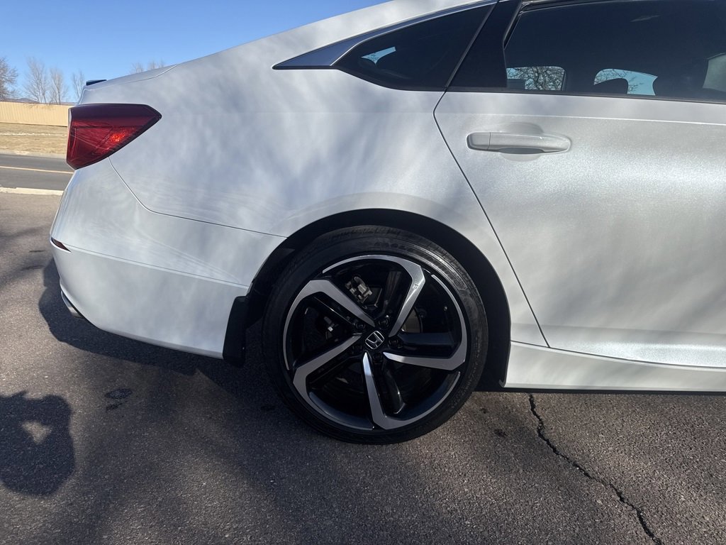 Used 2022 Honda Accord Sport image 29
