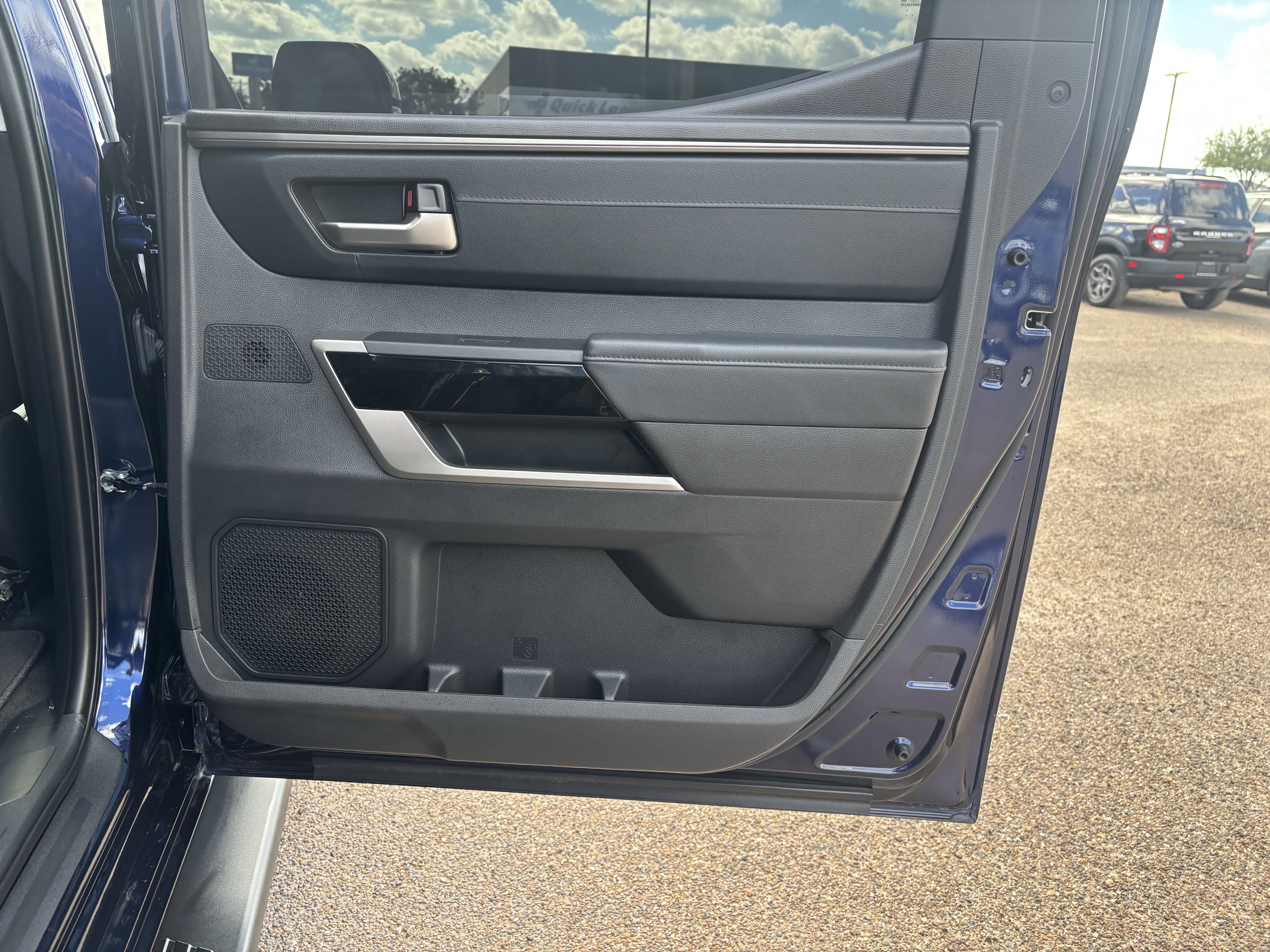 Used 2024 Toyota Tundra Limited image 18