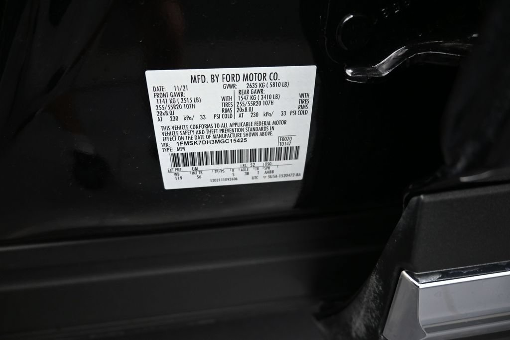 Certified 2021 Ford Explorer XLT w/ Equipment Group 202A RWD image 19