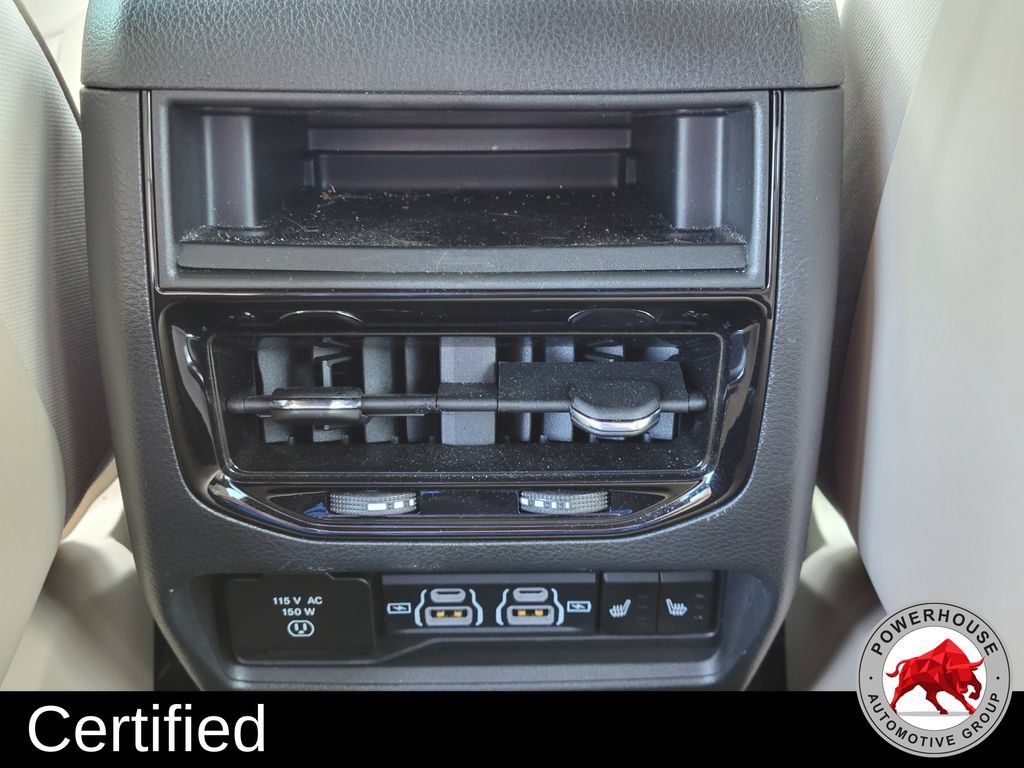 Used 2024 Jeep Grand Cherokee Limited RWD image 17