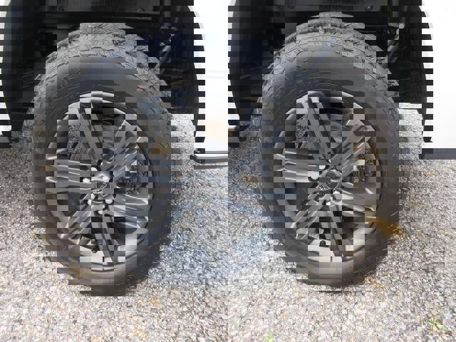 Certified 2023 Ford F150 Lariat w/ Equipment Group 502A High image 22