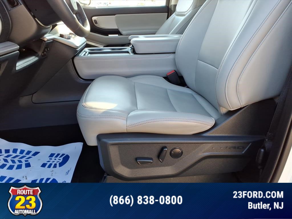 Certified 2025 Ford Expedition Max Active image 16