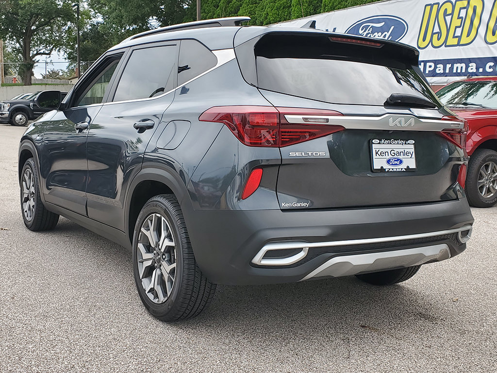 Used 2022 Kia Seltos EX AWD/4WD image 8