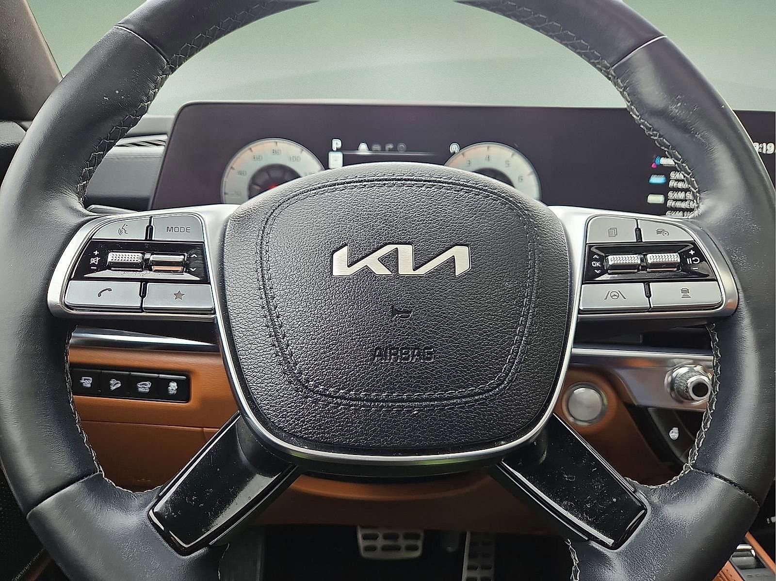 Used 2025 Kia Telluride SX Prestige X-Pro AWD/4WD image 24