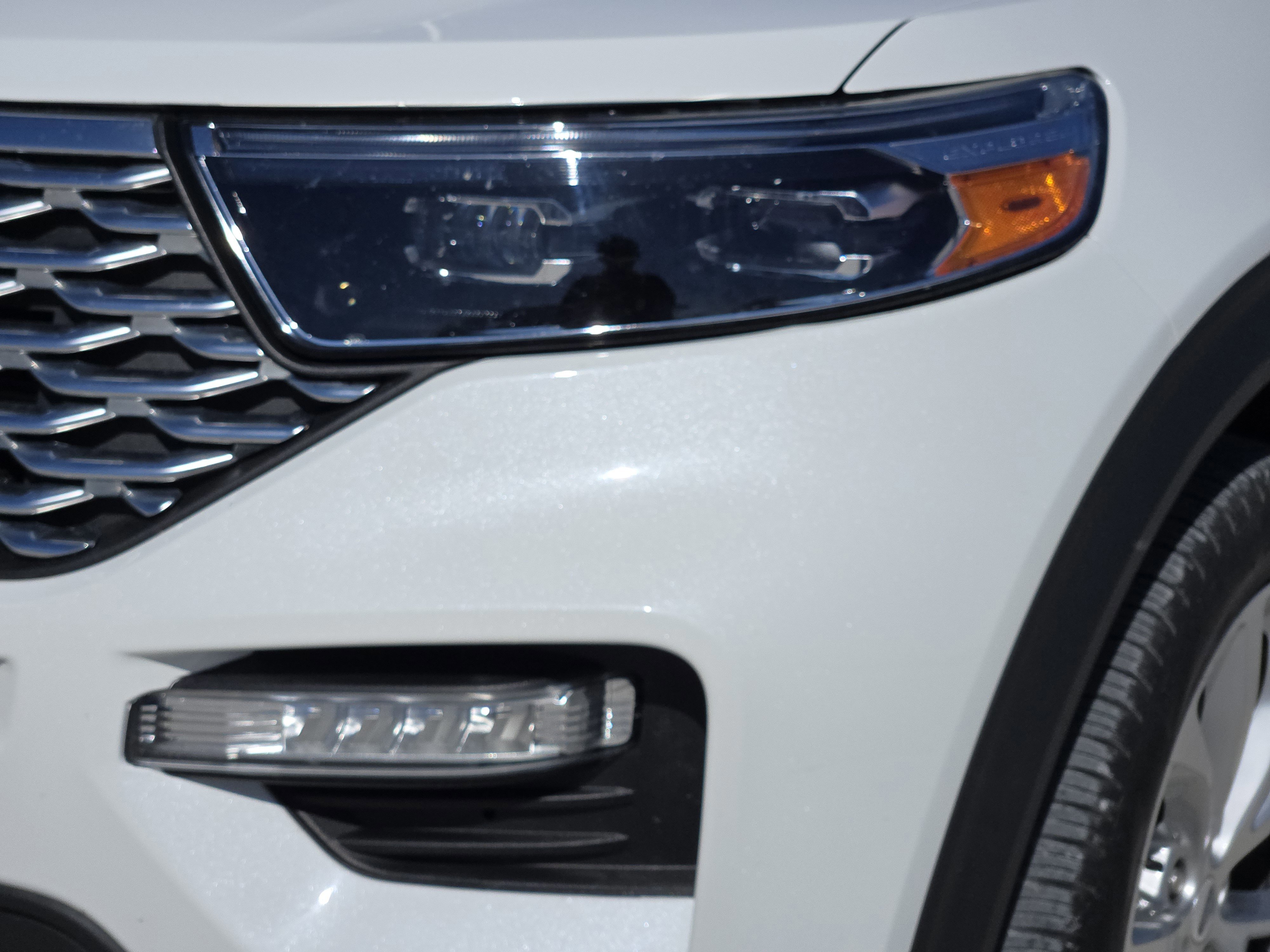 Certified 2023 Ford Explorer Platinum w/ Technology Package image 9