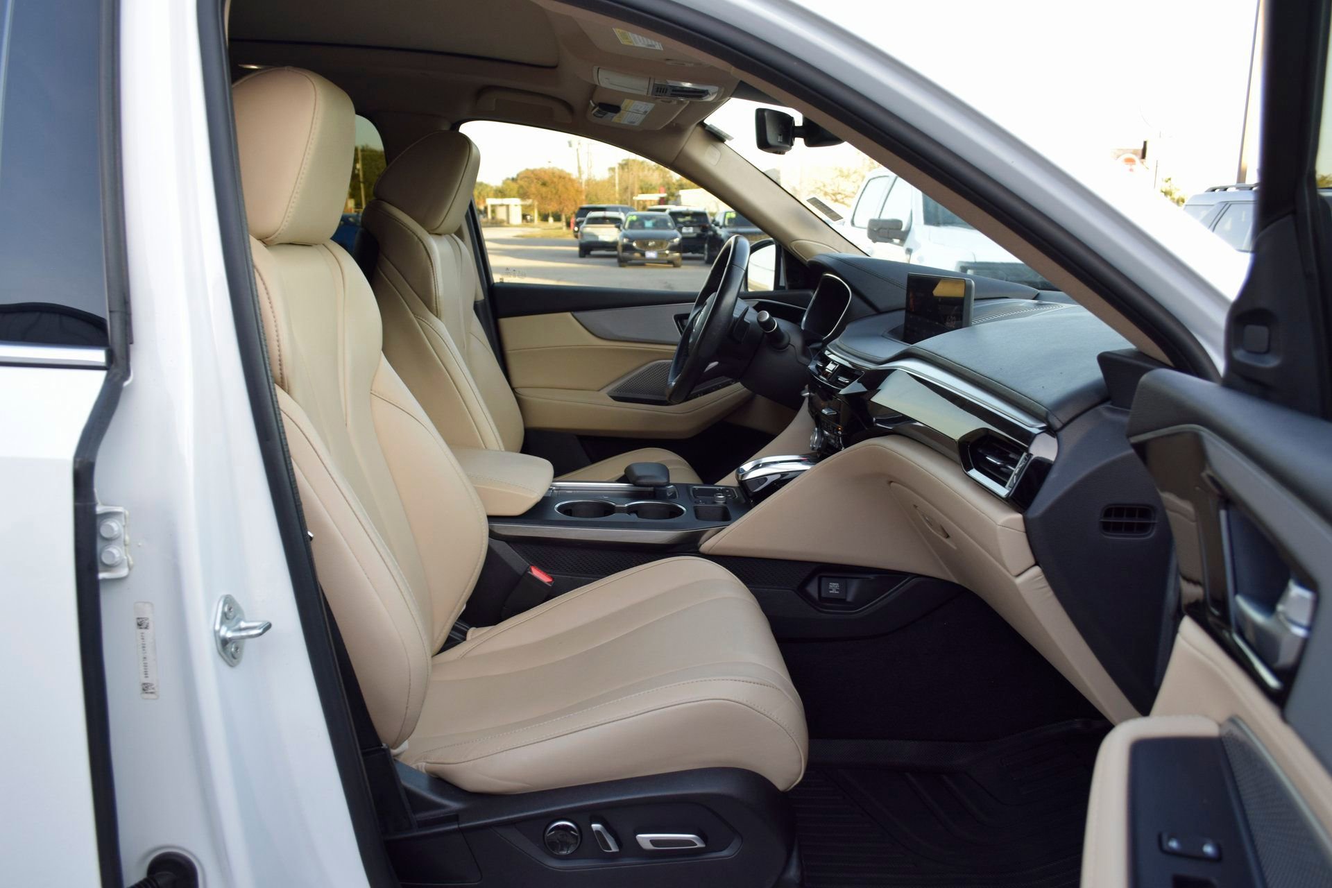 Used 2022 Acura MDX FWD image 26